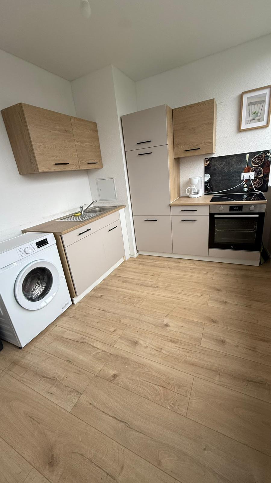 Bahnhofstraße 19 · 6er